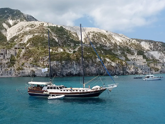 caicco_Eolie_2_Pomice